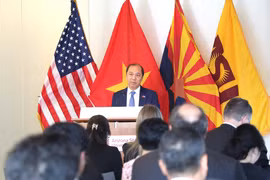 Vietnamese Ambassador to the US Nguyen Quoc Dung speaks at the seminar. (Photo: VNA)