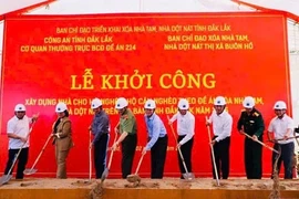 At the groundbreaking ceremony. (Photo: laodong.vn)