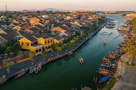 A bird's eye view of the ancient city of Hoi An (Photo: baoquangnam.vn)
