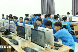 Human resources training key to effective operation of int’l finance centre