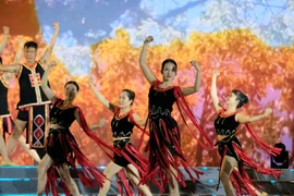 An art performance at the ceremony (Photo: VNA)