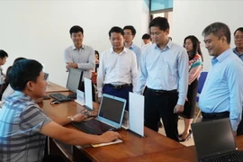 A working group inspects the pilot rollout and preparations for the two-tier local government model in Lai Chau province (Photo: VNA)