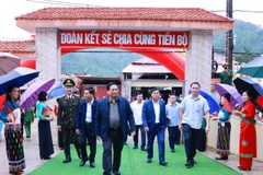 Prime Minister attends groundbreaking ceremony for boarding schools in border areas 