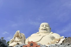 Asia’s largest mountaintop Maitreya Buddha statue in An Giang