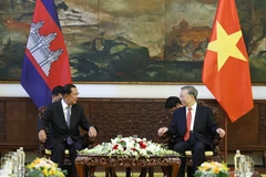 Party leader meets Cambodian CPP President