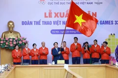 PM attends send-off ceremony for Vietnamese sports delegation to 33rd SEA Games
