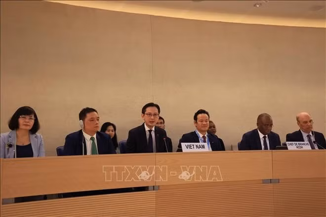 upr-meeting-7125.jpg