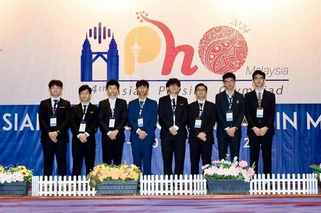 Members of the Vietnamese team (Photo: VietnamPlus) vietnamese students.webp