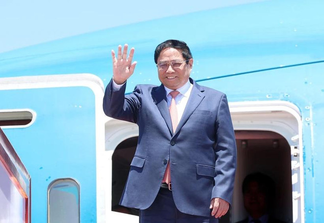 PM Pham Minh Chinh arrives in Dalian city on June 24. (Photo: VNA) pm-pham-minh-chinh-4629.jpg.webp
