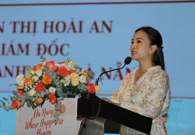 Deputy Director of Da Nang's Tourism Department Ngo Thi Hoai An (Photo: VNA) vna_potal_da_nang_phat_trien_thi_truong_du_lich_cuoi_tiem_nang_7415058.jpg