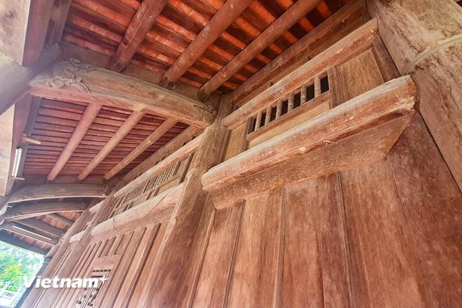 All items in the pagoda are made from lim and sen wood, with a total volume of around 1,200 cubic meters in the original construction (Photo: VietnamPlus) Lam Son 3.webp