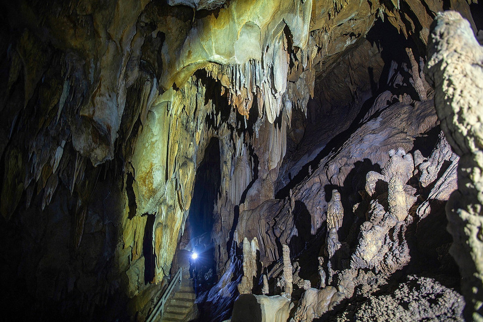 Inside Nam Son Cave, Phu Tho province. (Photo: VNA)