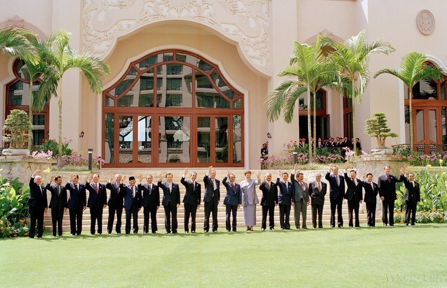 On November 14, 1998, Vietnam becomes an official member of the Asia-Pacific Economic Cooperation (APEC) forum. (Photo: VNA)