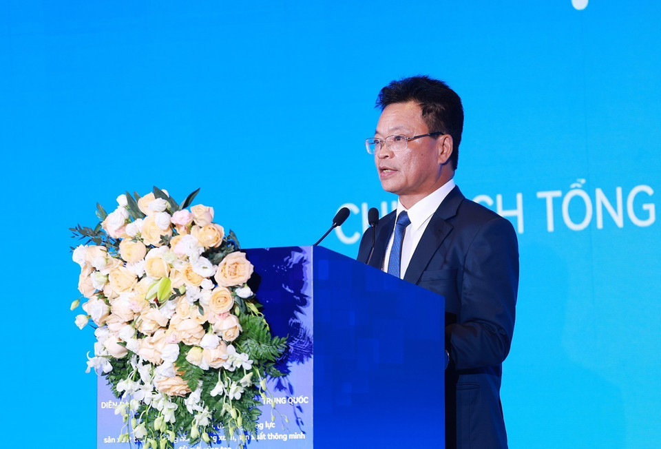 Chairman of Vietnam Railways Corporation, Dang Sy Manh, addresses the forum. (Photo: Duong Giang – VNA)