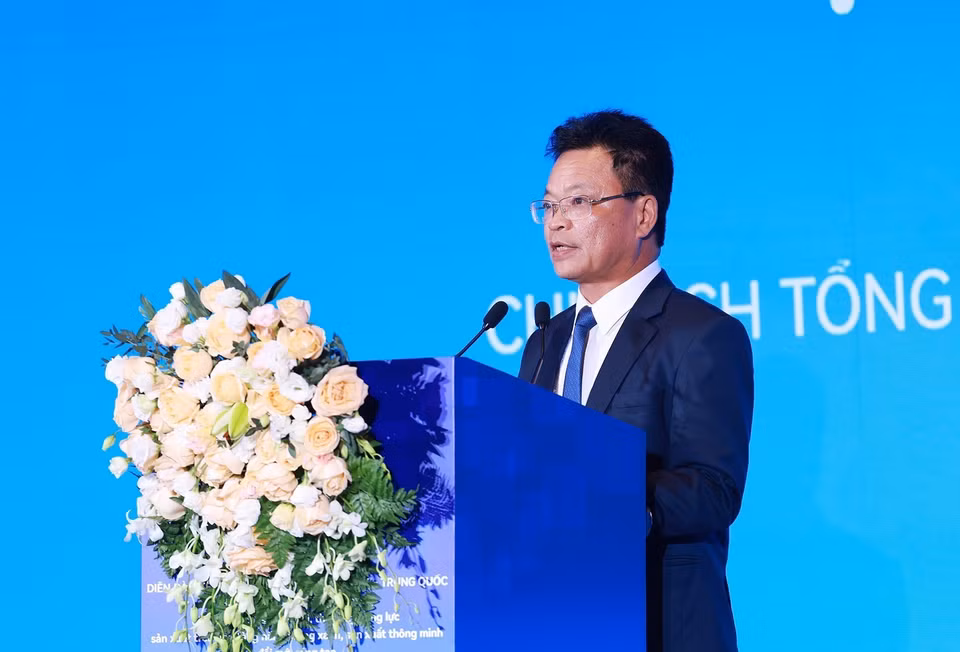 Chairman of Vietnam Railways Corporation, Dang Sy Manh, addresses the forum. (Photo: Duong Giang – VNA)