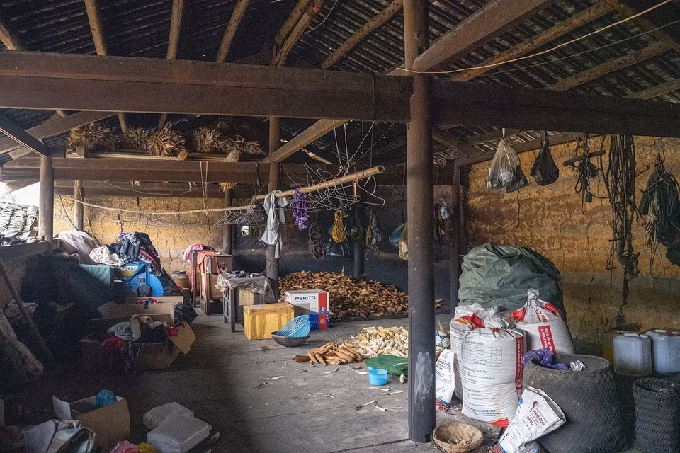 These houses typically have two floors – the ground floor for living and daily activities, while the upper floor is used for storing crops and farming tools. (Photo: VNA)