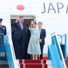 Japanese PM and spouse begin official visit to Vietnam