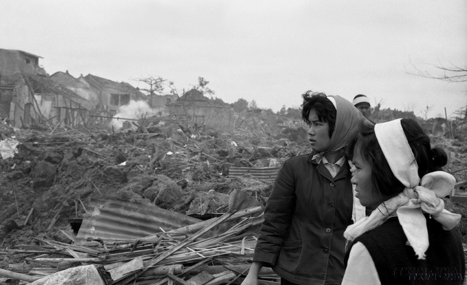 Kham Thien Street devastated by US B-52 bombing. (Photo: VNA)