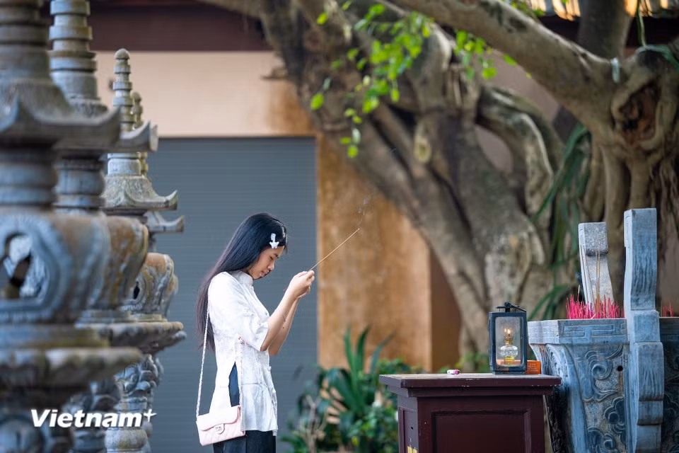 Gallery - Khám phá ngôi chùa phong cách 'xứ Phù Tang' giữa lòng phố núi Gia Lai - image 11