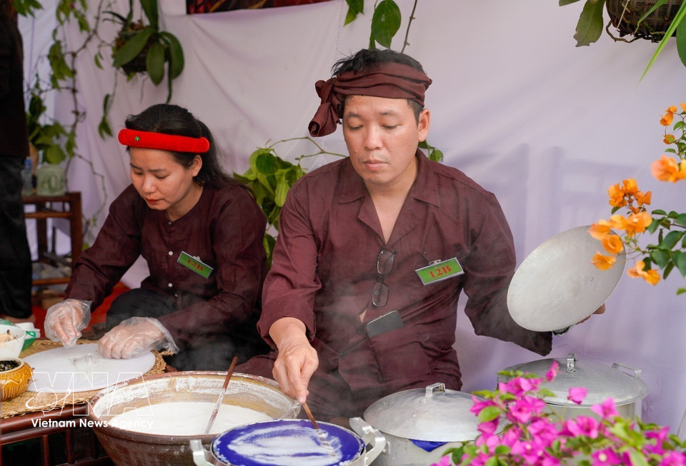 Thanh Tri steamed rice rolls boast a long history and have been closely tied to the lives of local residents for generations. (Photo: VNA)