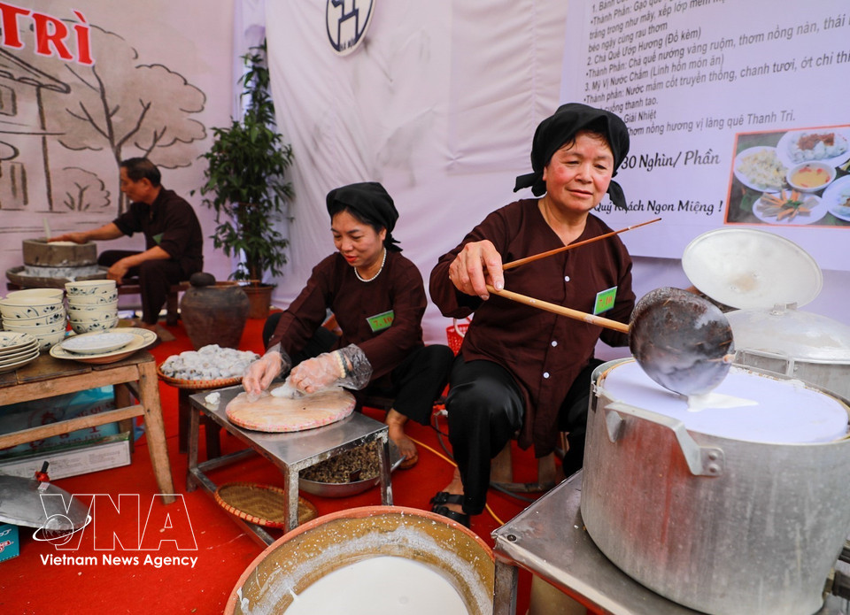 Thanh Tri steamed rice rolls boast a long history and have been closely tied to the lives of local residents for generations. (Photo: VNA)