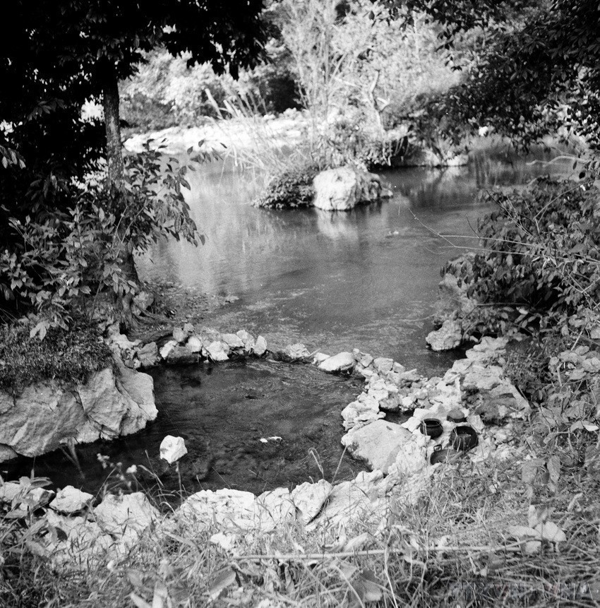 President Ho Chi Minh chose Cao Bang—of strategic geopolitical, defence and security importance and rich in patriotic tradition—as the first revolutionary base area. In the photo: Lenin Stream, where he often cooked during his early days back in the country, February 1941. (Photo: VNA)