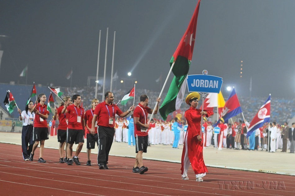 The Jordanian sports delegation attends the opening ceremony of the 3rd Asian Indoor Games – the largest continental sporting event ever held in Vietnam, on October 30, 2009. (Photo: VNA)