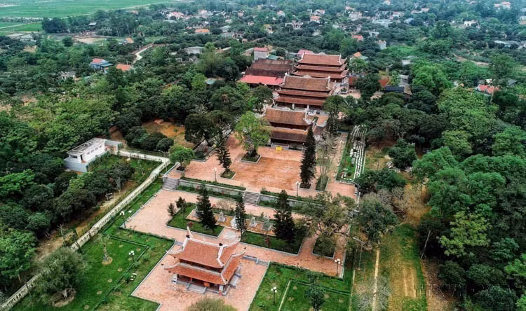 The Yen Tu – Vinh Nghiem – Con Son – Kiep Bac Complex has been recognised by UNESCO as a World Cultural Heritage site, becoming Vietnam’s ninth World Heritage property and the first inter-provincial heritage site, spanning Quang Ninh, Bac Ninh provinces, and Hai Phong city. In the photo: Quynh Lam Pagoda, located on Tien Du Mountain, part of the Tran Dynasty Historical Site (Dong Trieu Town, Quang Ninh province). (Photo: VNA)