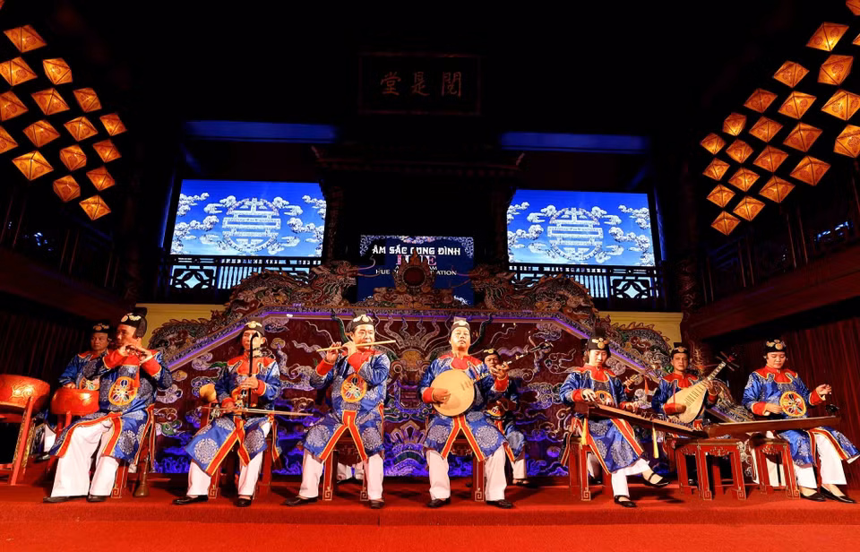 Hue Royal Court Music (Nha Nhac) — a sophisticated form of court music and a symbol of royal musical tradition — has been officially inscribed by UNESCO on the List of the masterpieces of the oral and intangible heritage of humanity, and is celebrated as an intangible cultural heritage at the heart of the serene former imperial capital. (Photo: VNA)