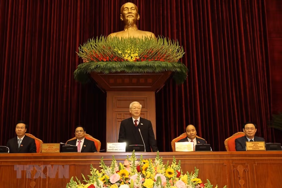 General Secretary of the 13th Party Central Committee and State President Nguyen Phu Trong delivers a speech at the first plenum of the 13th Party Centre Committee (Photo: VNA)