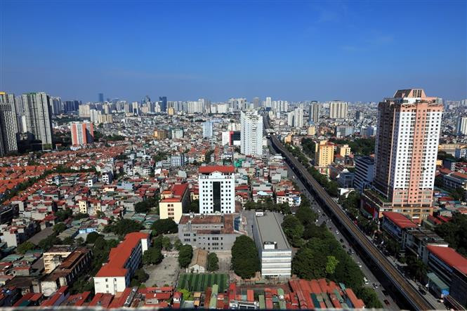 Accommodation demand is set to rise as Hanoi’s population growth is higher than the national average and its ratio of people living in apartments, 12.9 percent, is the highest in the country. (Photo: VNA)