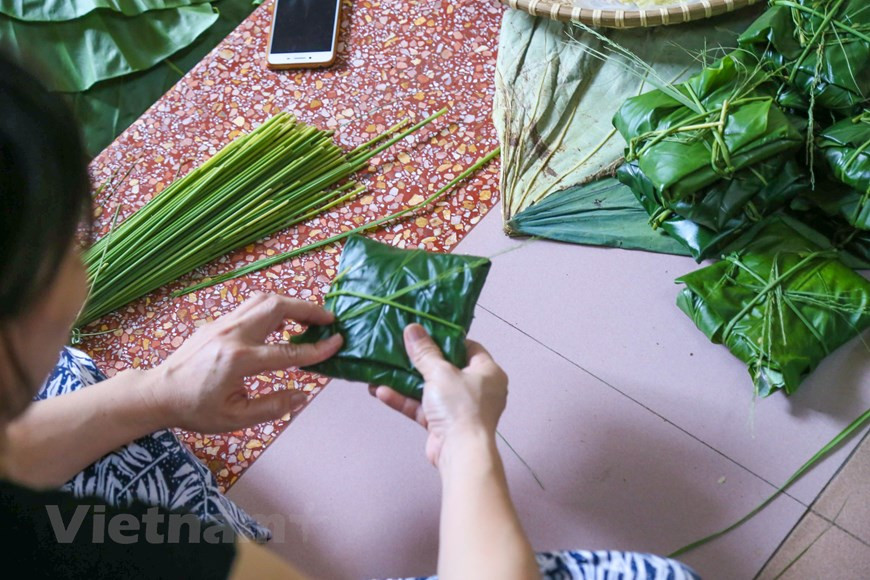 Currently, there are less than a dozen families in Vong village following this traditional profession (Photo: The Dai / Vietnam +)