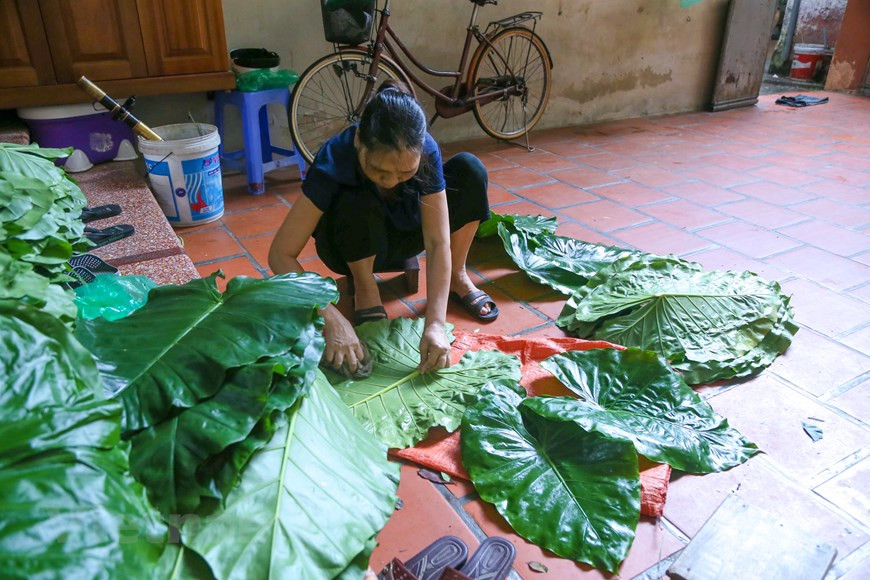 Currently, there are less than a dozen families in Vong village following this traditional profession (Photo: The Dai / Vietnam+)