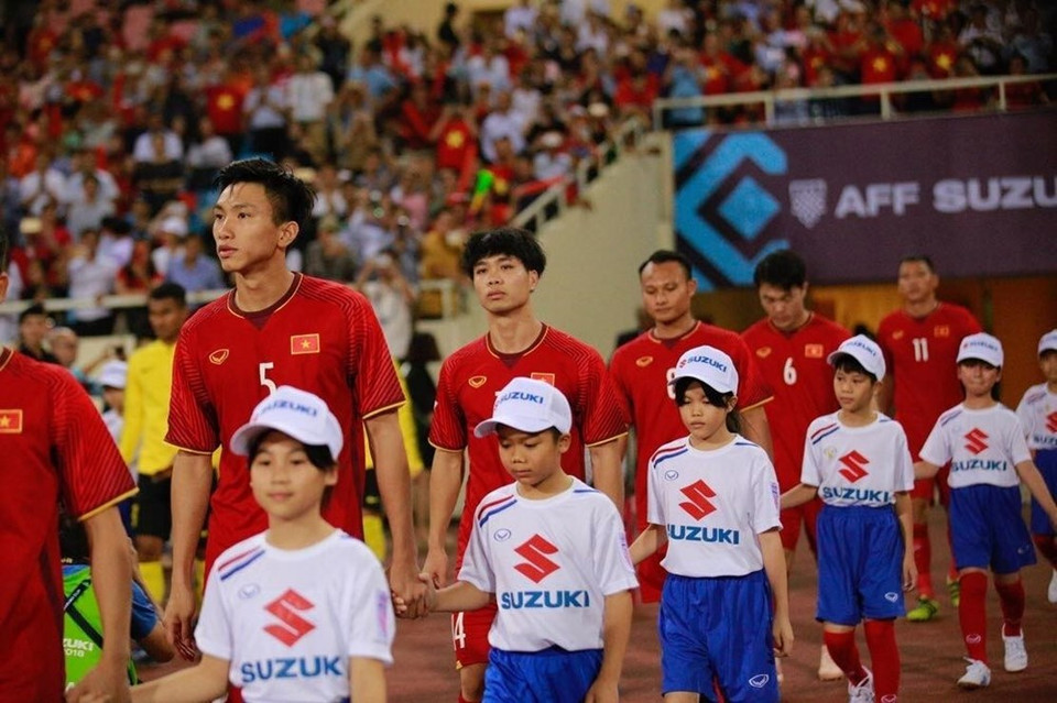 On November 8, Vietnam beat Laos 3-0 in their first match of Group A (Photo: VNA)
