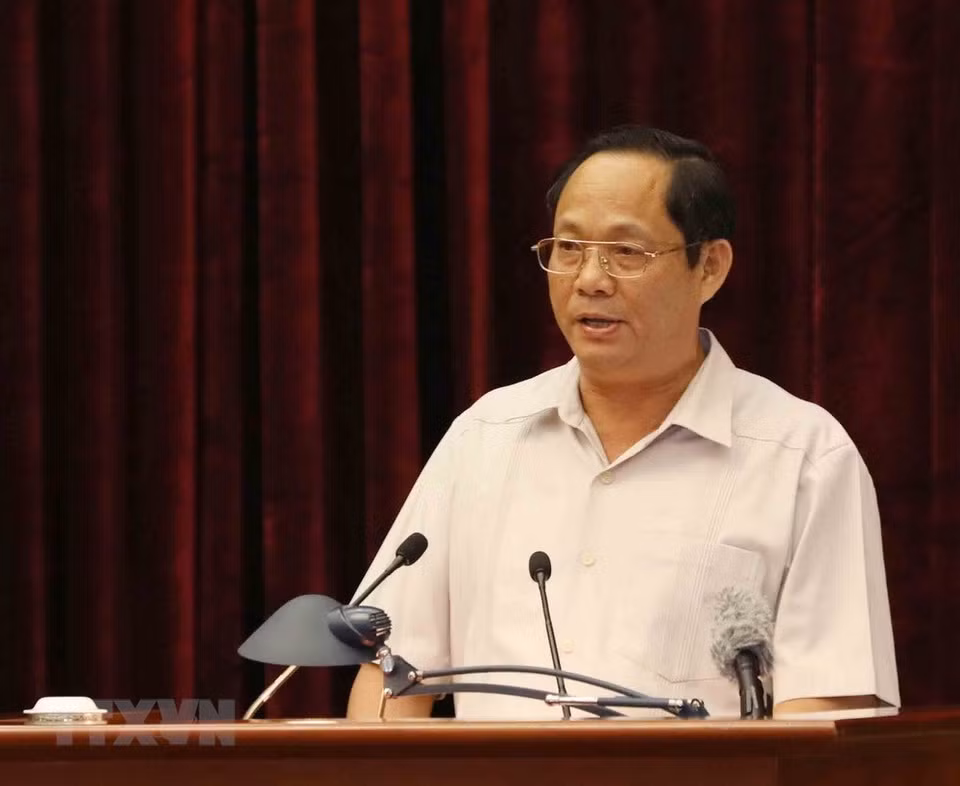 Member of the CPV's Central Committee and Political Commissar of Military Zone 5 Tran Quang Vuong (Source: VNA) 