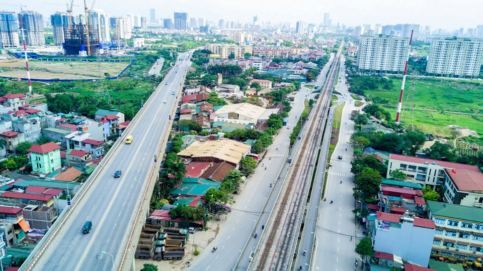 To date, the bridge has been repaired dozens of times, costing millions of USD (Photo: Vietnam+)