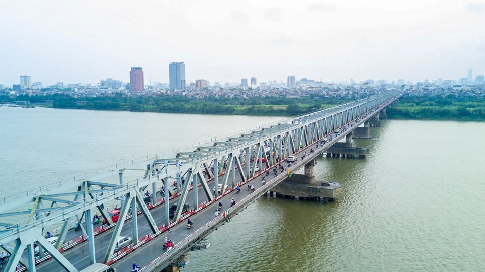 Chuong Duong Bridge was built between 1983-1986 (Photo: Vietnam+)