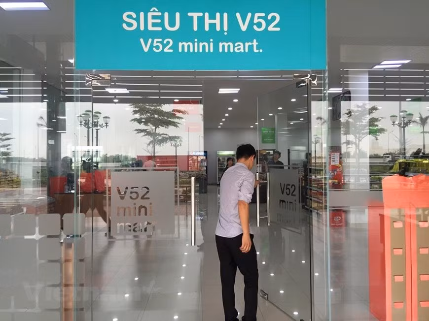 Various necessities and Vietnamese specialties are sold at the V52 minimart (Photo: VNA)