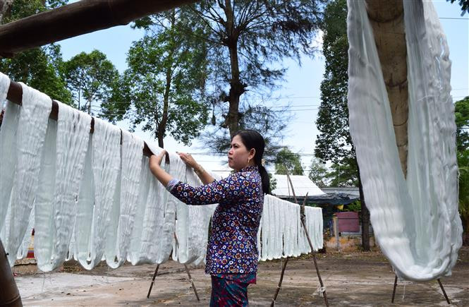 Thanks to locals’ efforts, the traditional trade has been revived (Photo: VNA)