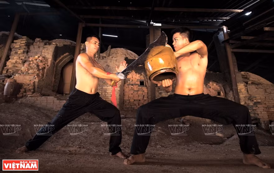 There is a long history of martial arts in Vietnam. Some are adaptations of similar styles from the region, while others are homegrown, developed by Vietnamese masters through years of study (Photo: VNA)