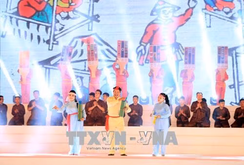 A Bai choi singing performance at the ceremony. (Photo: VNA) 