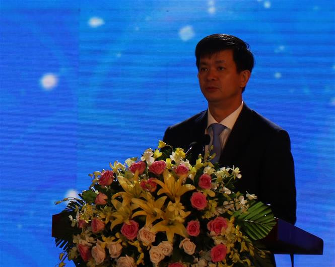 Le Quang Tung, Deputy Minister of Culture, Sports and Tourism delivers a speech at the opening ceremony (Photo: VNA) 