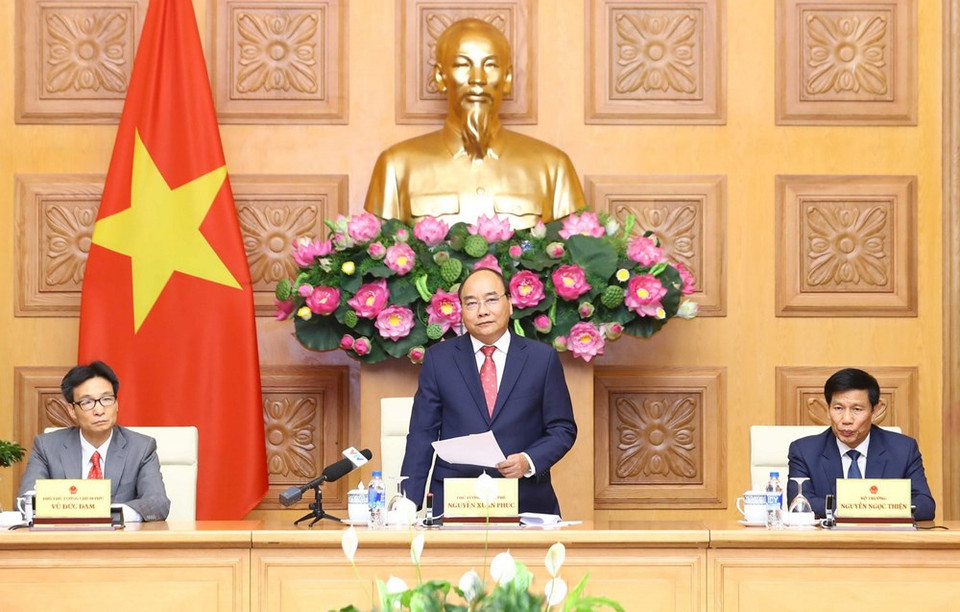 Prime Minister Nguyen Xuan Phuc speaks at the meeting (Source: VNA)