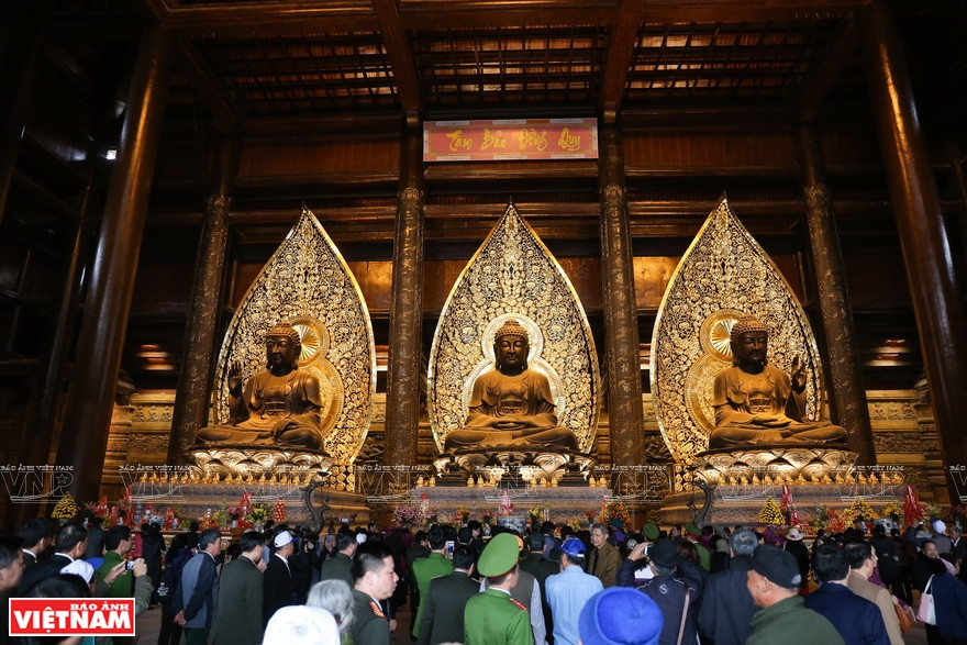 With an area of 5,500m2, Tam The temple in Tam Chuc pagoda can accommodate 5,000 pilgrims (Photo: VNA)