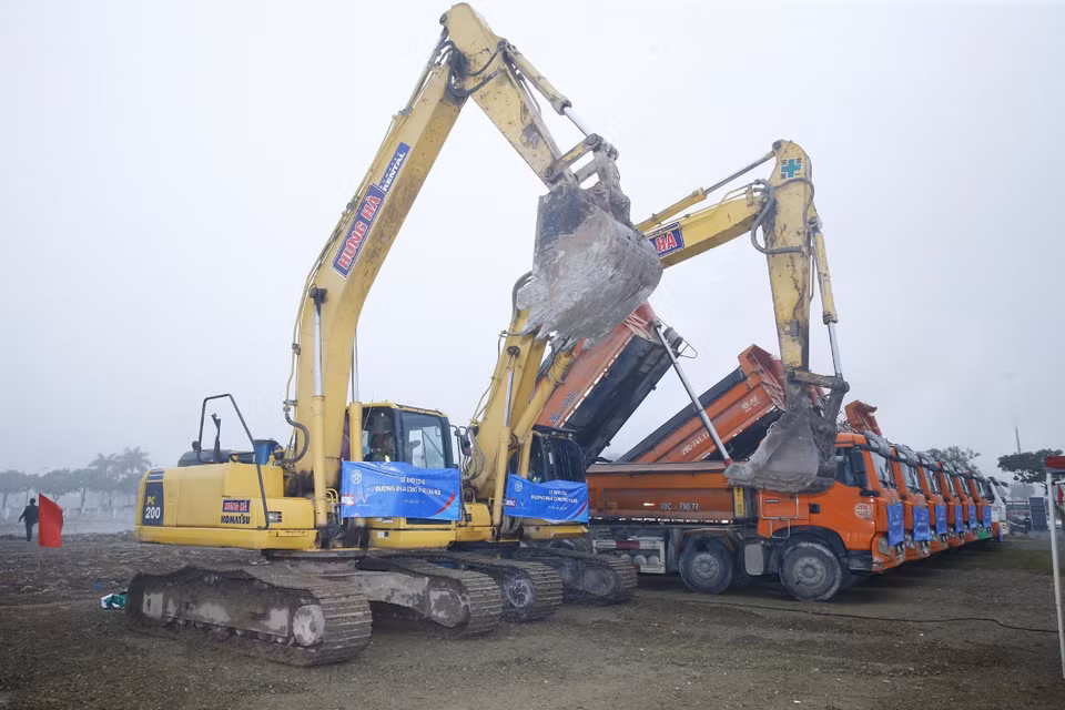 The construction is expected to be completed by March 2020 and the first race will be held a month after that (Photo: VNA)