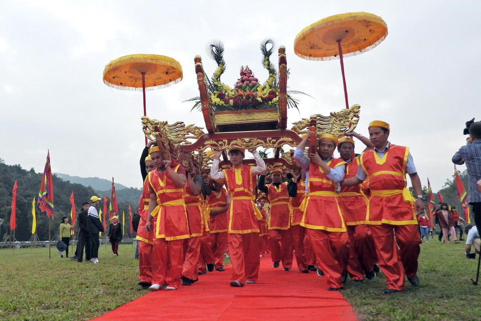 Parades at Yen Tu Festival (Source: VNA)
