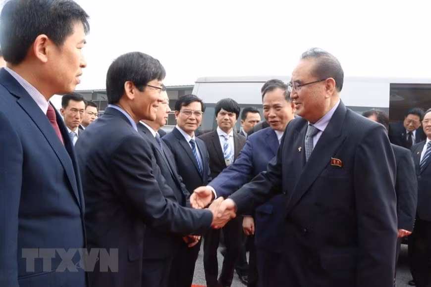The delegation includes Politburo member, Vice Chairman of the Workers’ Party of Korea Central Committee Ri Su-yong (Photo: VNA)