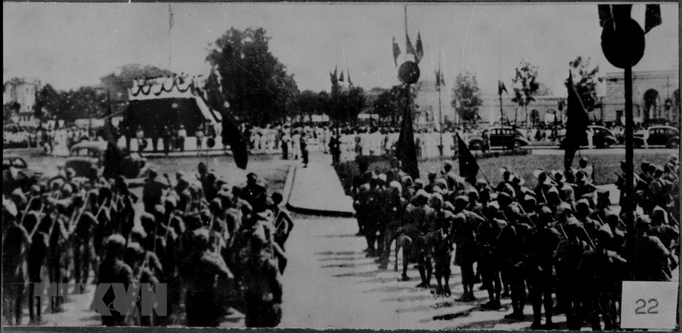 People gathered at Ba Dinh Square on September 2, 1945, to listen to the Declaration of Independence read by President Ho Chi Minh (Photo: VNA)