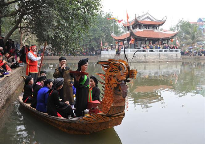 Quan ho (love duet) singing was inscribed in the UNESCO’s representative list of intangible cultural heritage in September 2009 (Photo: VNA)