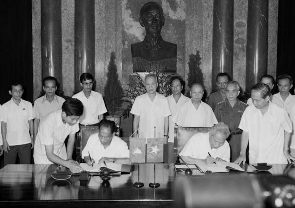 The Vietnam – Cambodia Joint Statement was signed during the official visit of CUFNS President Heng Samrin to Vietnam on August 22, 1979. ​(Source: VNA)